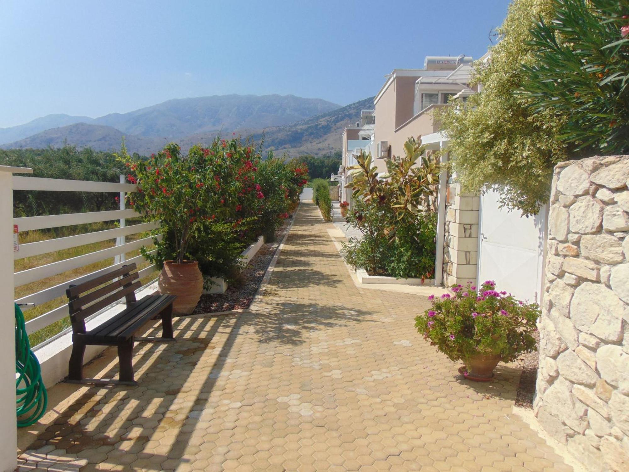 Villa Campos- Less Than 5-Min Walk To Kalivaki Beach Georgioúpoli Extérieur photo