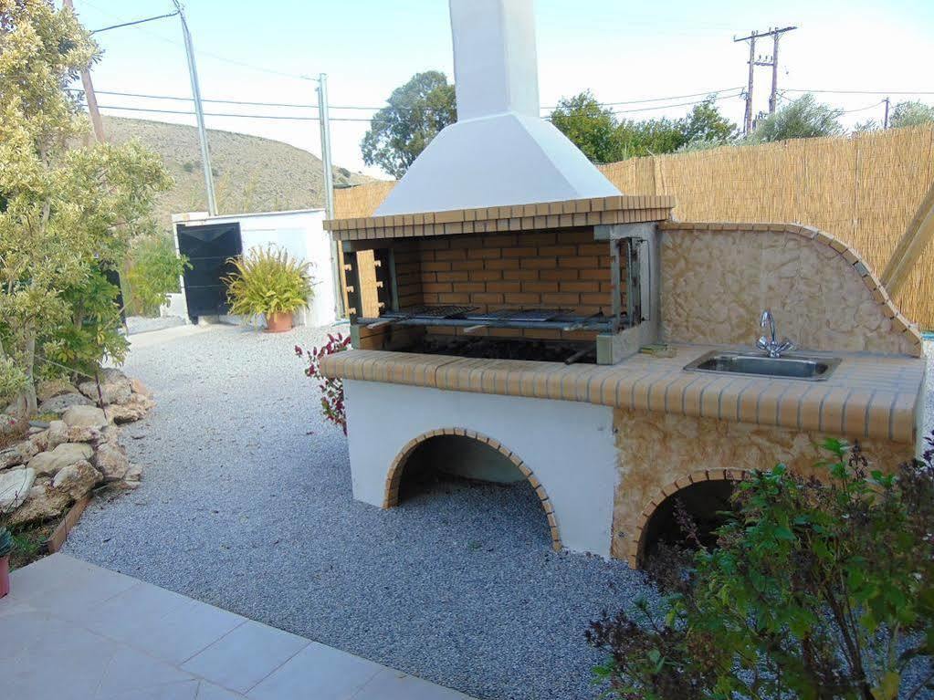 Villa Campos- Less Than 5-Min Walk To Kalivaki Beach Georgioúpoli Extérieur photo