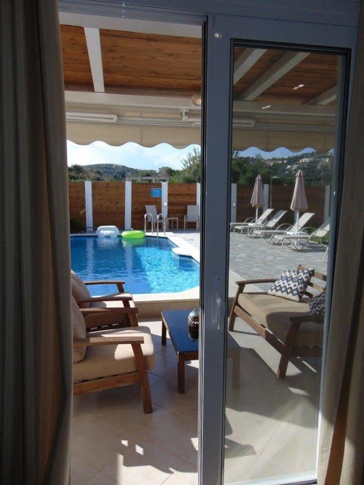 Villa Campos- Less Than 5-Min Walk To Kalivaki Beach Georgioúpoli Extérieur photo
